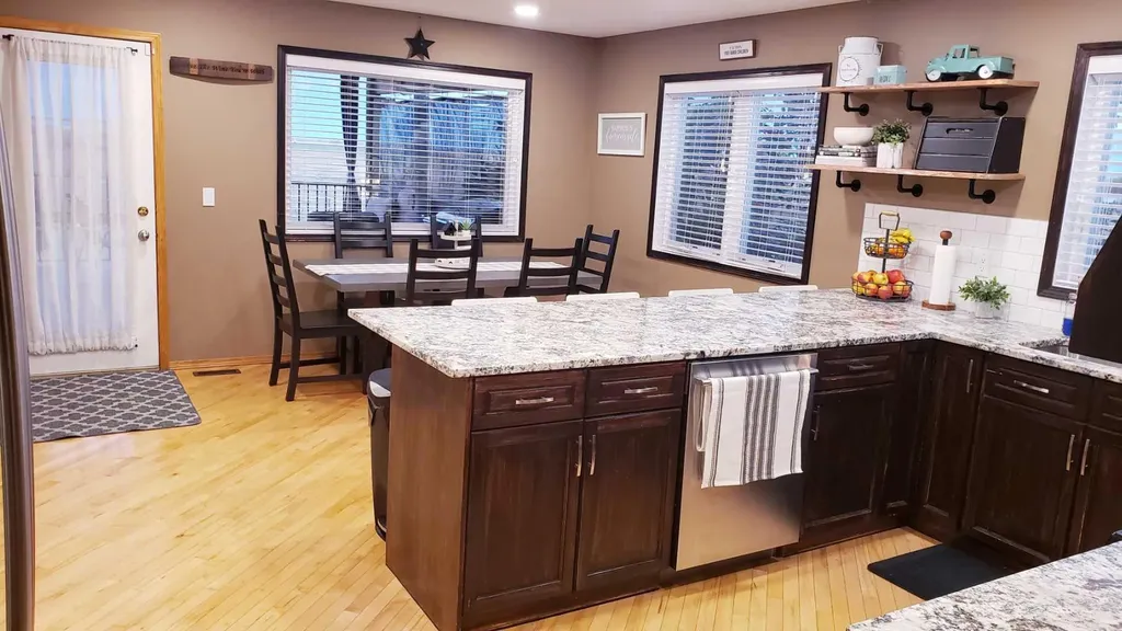 272210 Range Road 291 NE Airdrie AB T4A 2V7