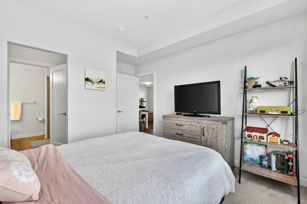 30 Walgrove Walk SE Calgary AB T2X 4M9