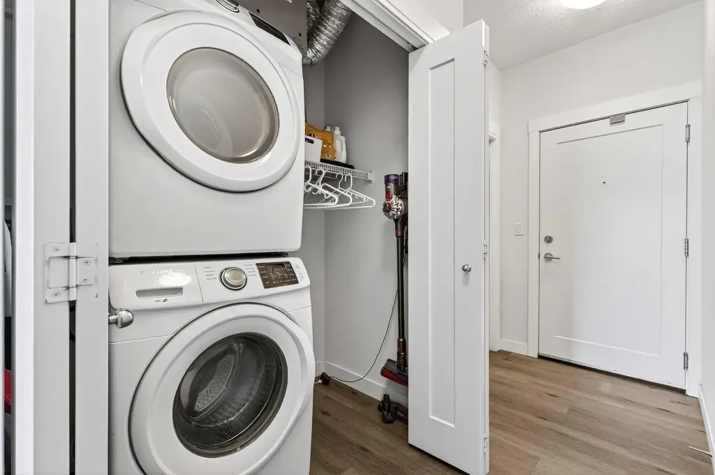 30 Walgrove Walk SE Calgary AB T2X 4M9
