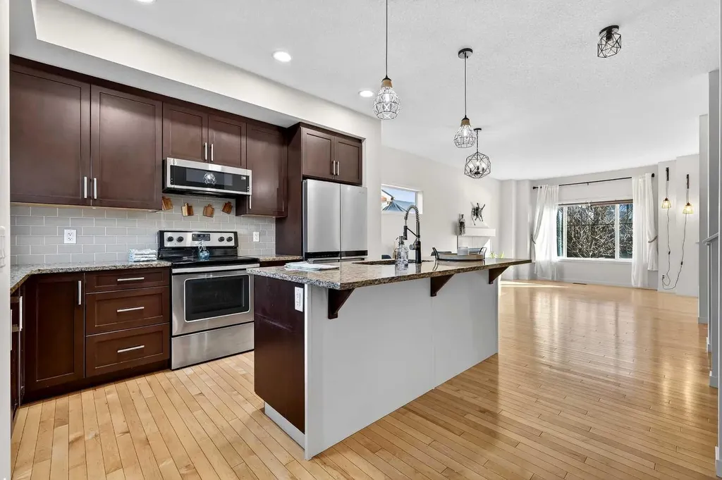 345 Mahogany Boulevard SE Calgary AB T3M 1V1