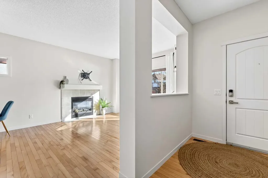345 Mahogany Boulevard SE Calgary AB T3M 1V1
