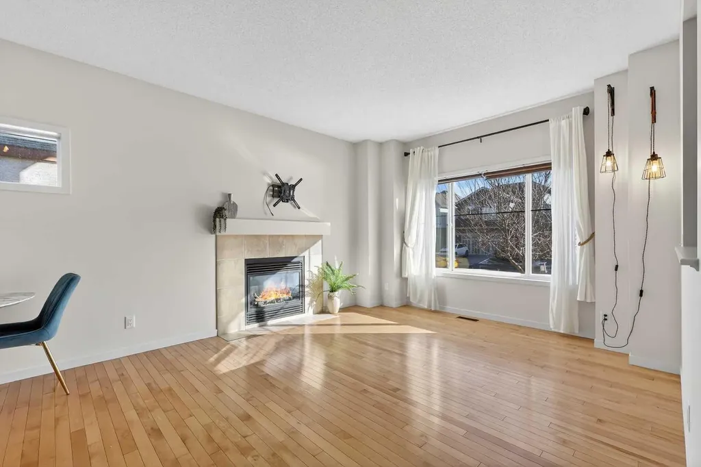 345 Mahogany Boulevard SE Calgary AB T3M 1V1