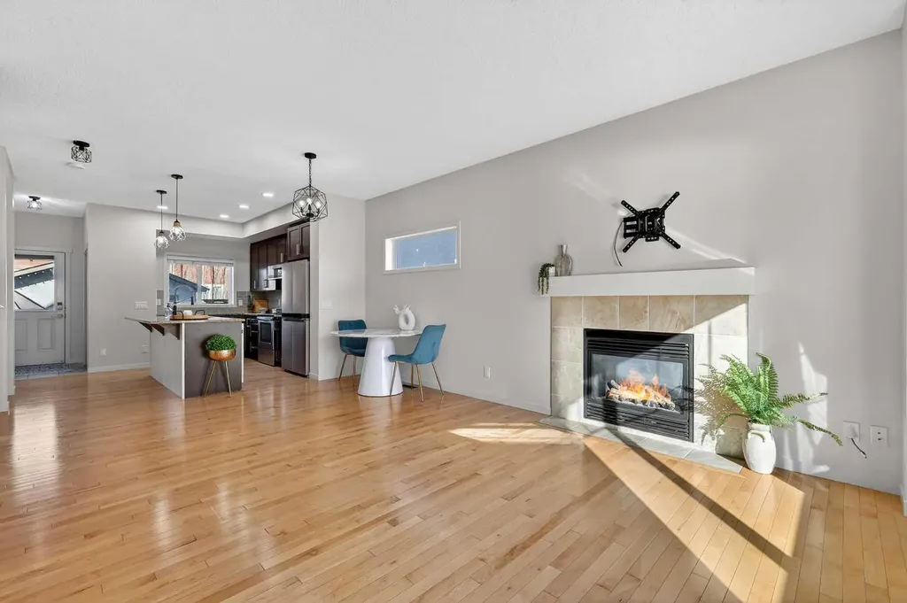 345 Mahogany Boulevard SE Calgary AB T3M 1V1