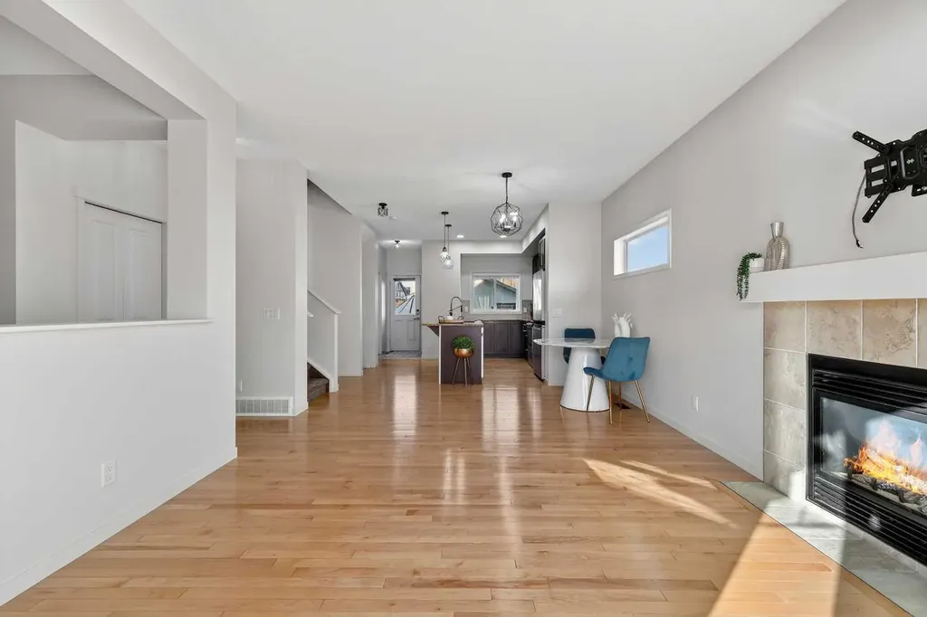 345 Mahogany Boulevard SE Calgary AB T3M 1V1