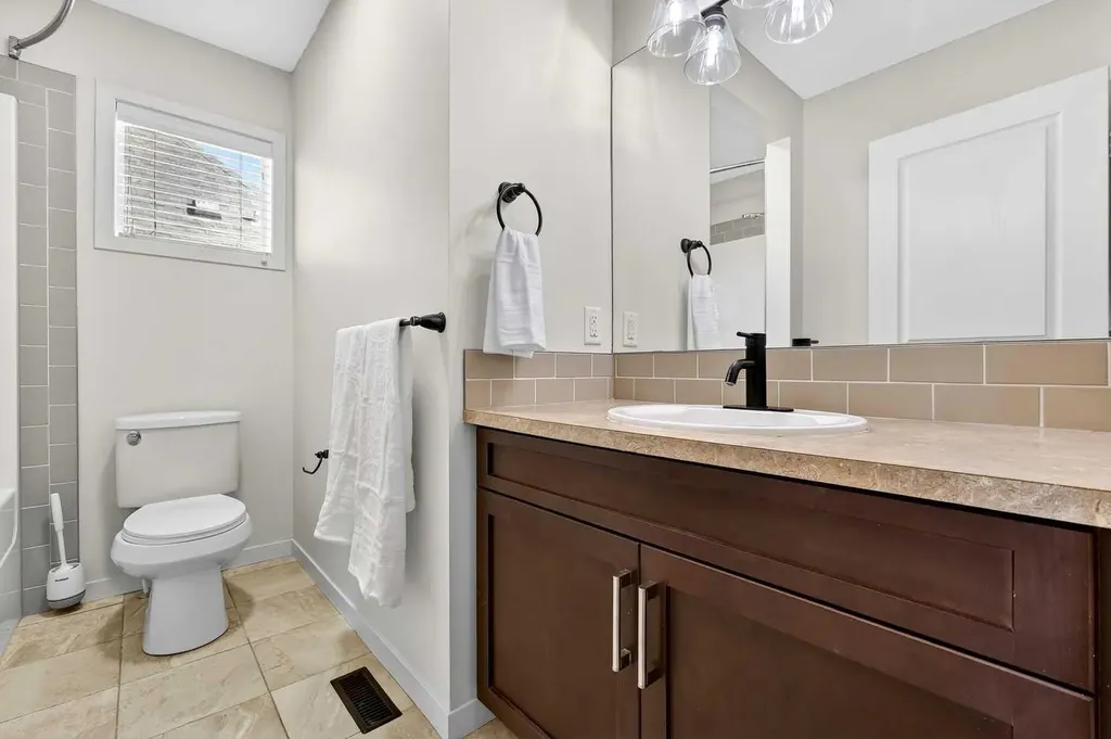 345 Mahogany Boulevard SE Calgary AB T3M 1V1