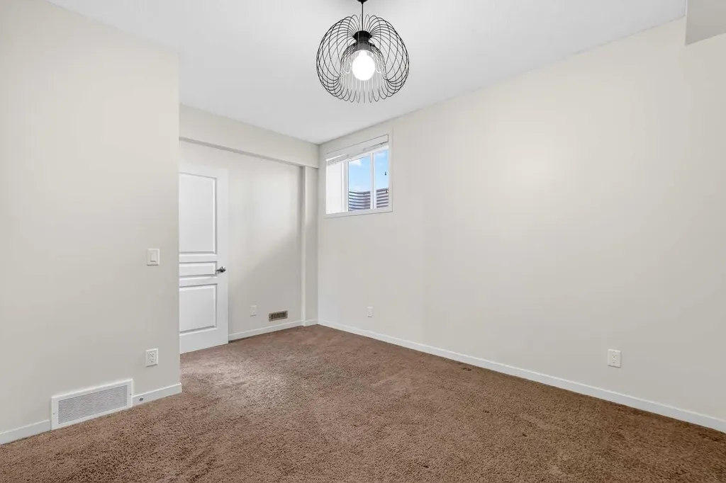 345 Mahogany Boulevard SE Calgary AB T3M 1V1