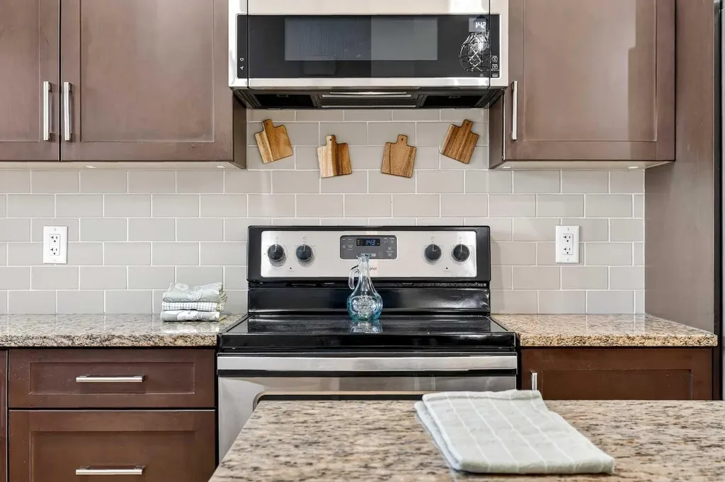 345 Mahogany Boulevard SE Calgary AB T3M 1V1