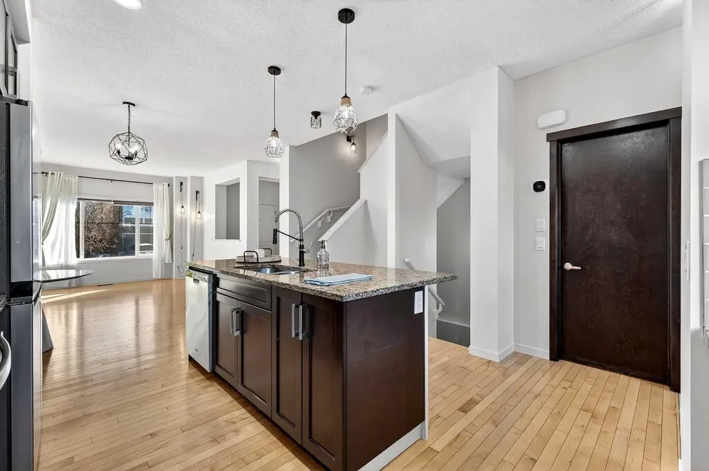 345 Mahogany Boulevard SE Calgary AB T3M 1V1
