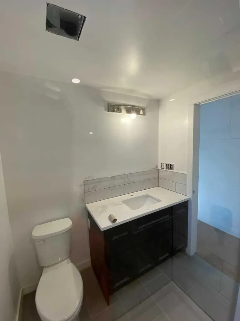 564 5 Street W Brooks AB T1R0B3