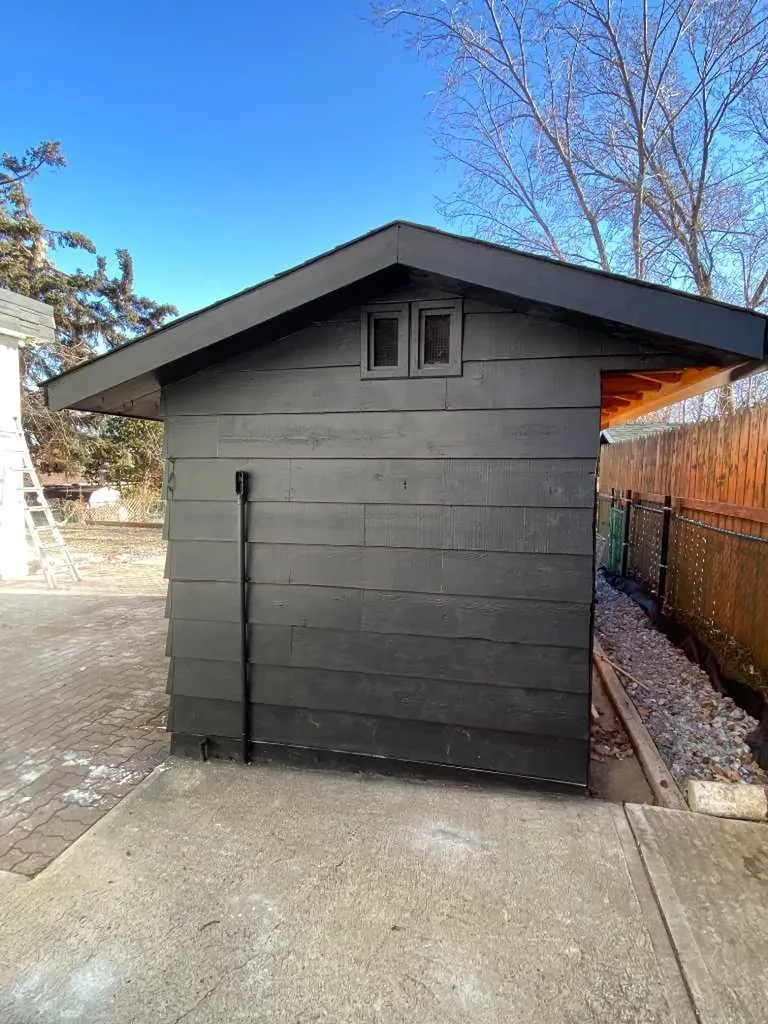 564 5 Street W Brooks AB T1R0B3