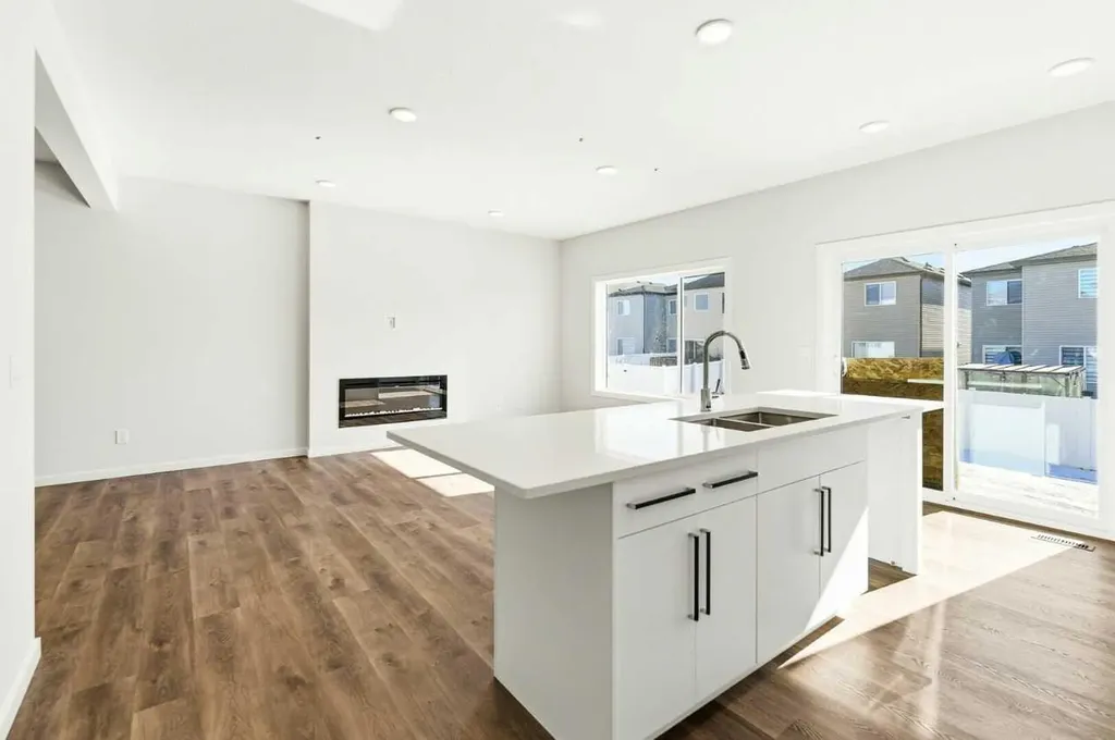78 Linden Place Rural Red Deer County AB T4E 3C4