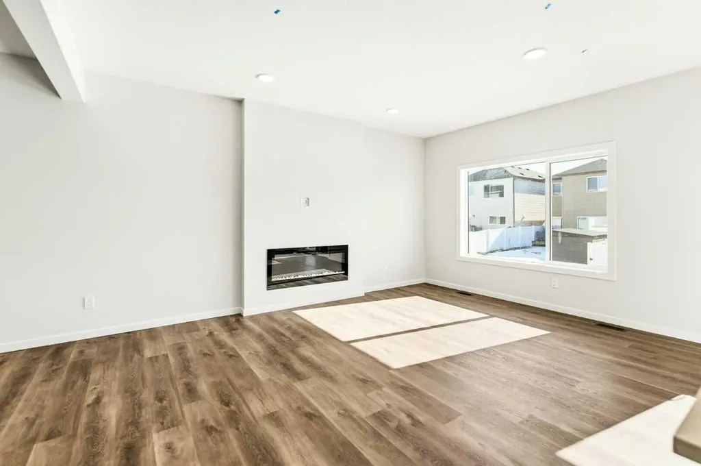78 Linden Place Rural Red Deer County AB T4E 3C4