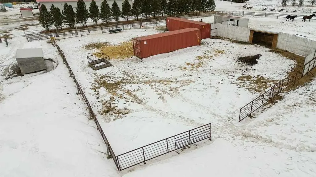 32049 Township Road 423 Road Rural Ponoka County AB T0C 2J0