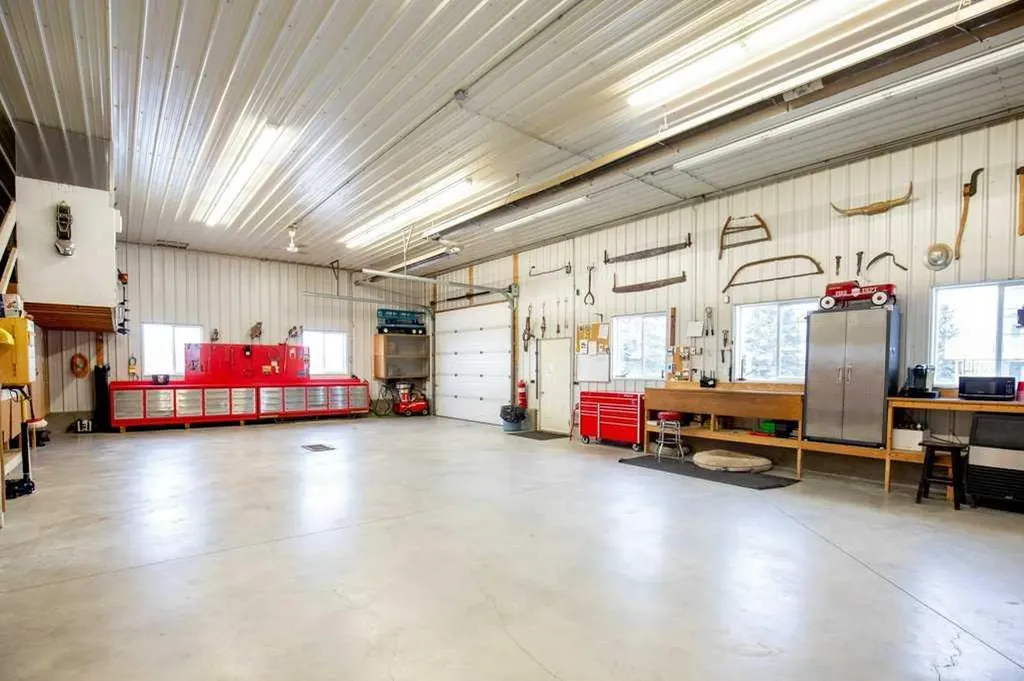 32049 Township Road 423 Road Rural Ponoka County AB T0C 2J0