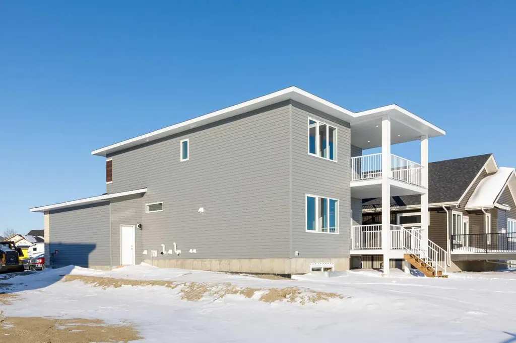 55 Everson Close Red Deer AB T4P 3H8
