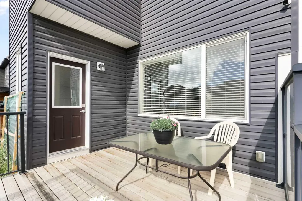 167 Fireside Drive Cochrane AB T4C 0X4
