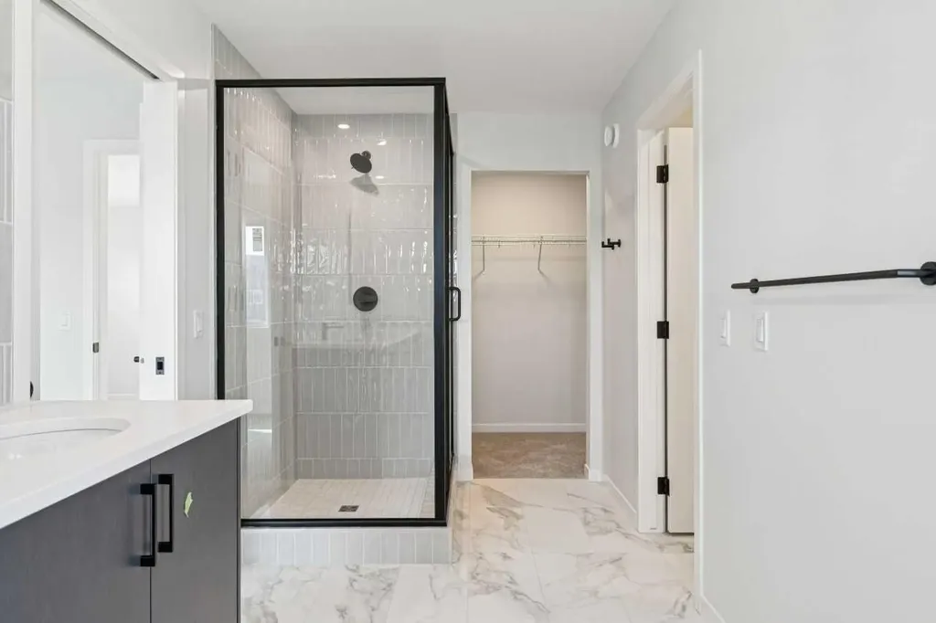 572 Belmont Heath SW Calgary AB T0L0X0