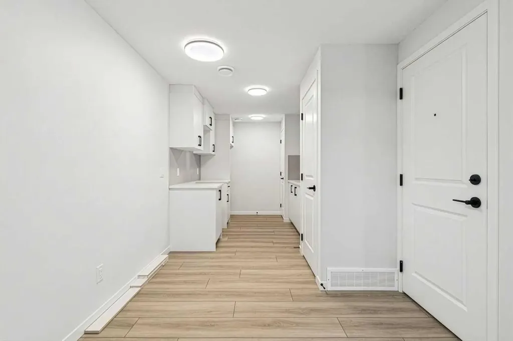 572 Belmont Heath SW Calgary AB T0L0X0