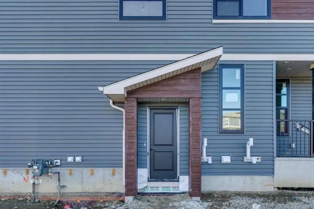 572 Belmont Heath SW Calgary AB T0L0X0