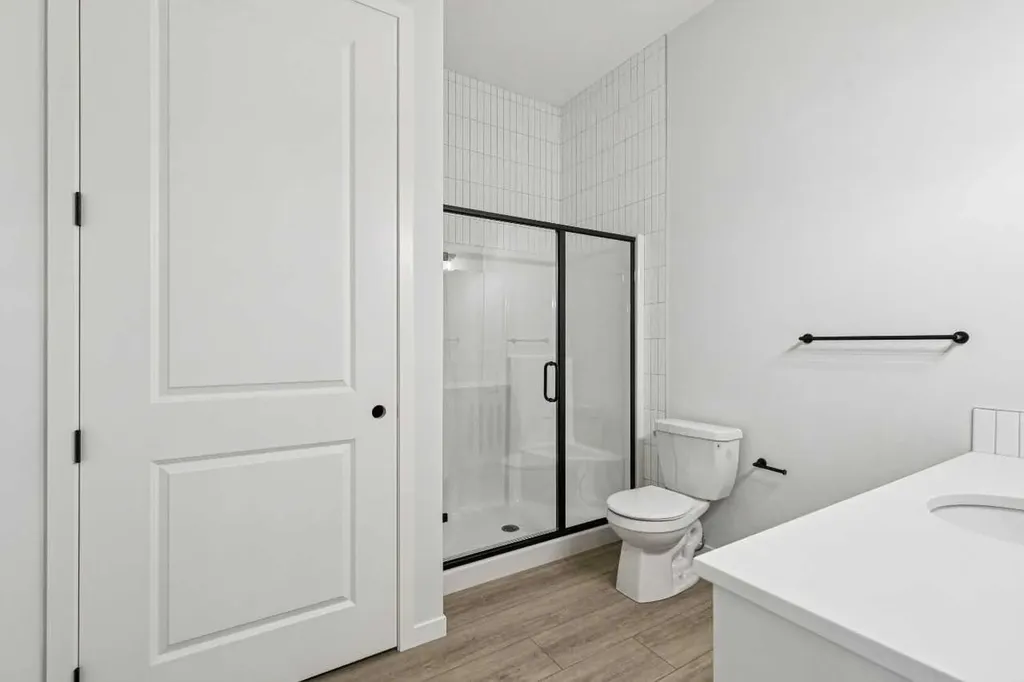 572 Belmont Heath SW Calgary AB T0L0X0