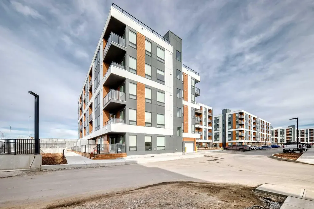 8500 19 Avenue SE Calgary AB T2A 7W8