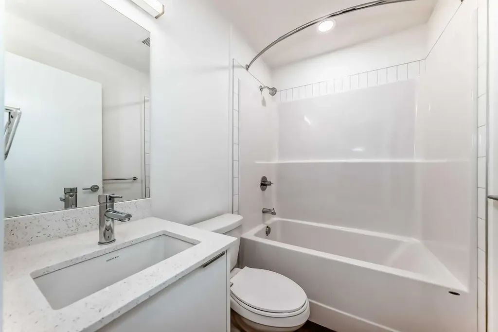 8500 19 Avenue SE Calgary AB T2A 7W8