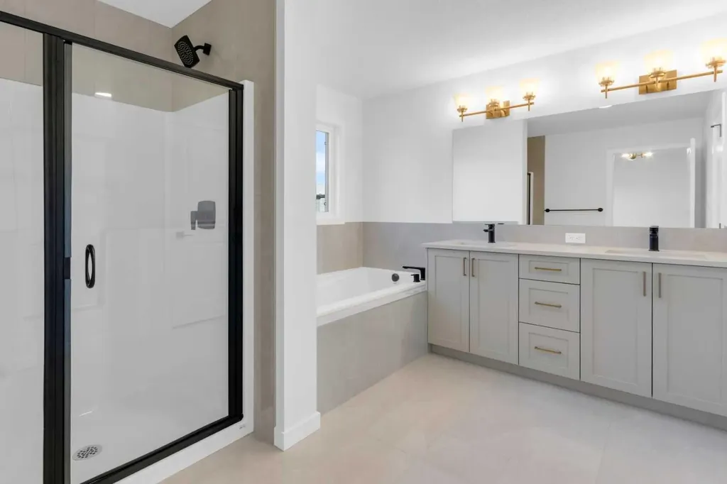 200 Starling Place NW Calgary AB T3P 2W2