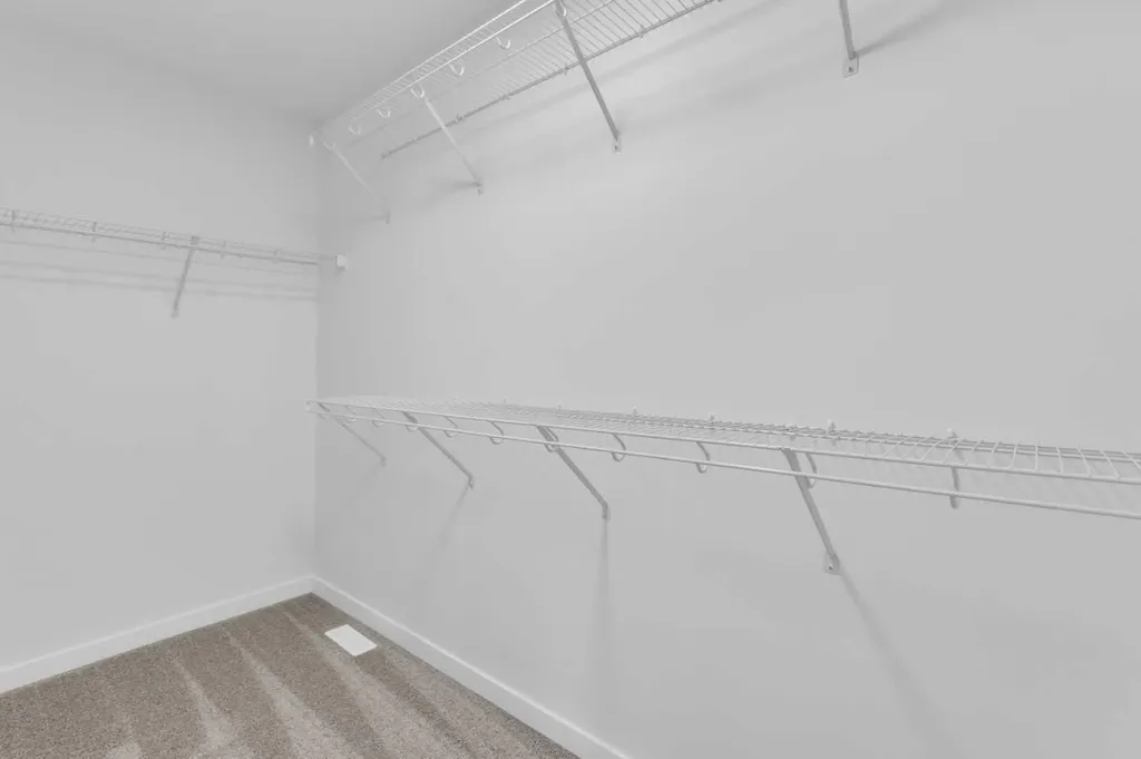 200 Starling Place NW Calgary AB T3P 2W2