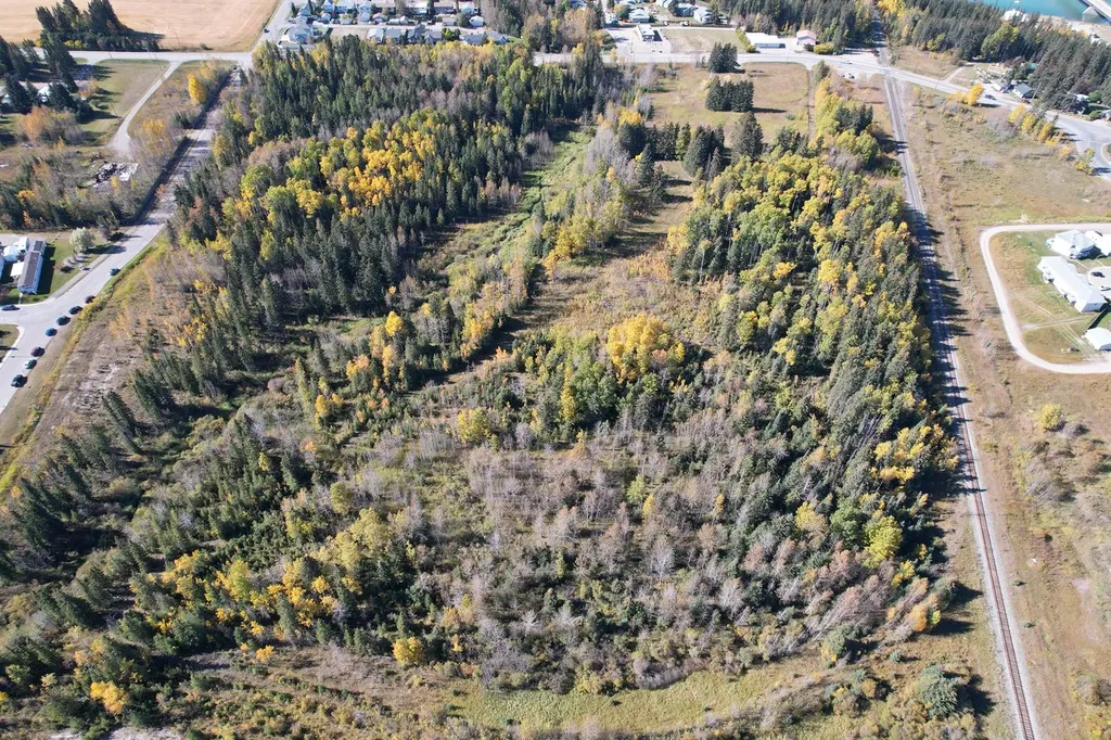 4911 62 Street Rocky Mountain House AB T4T 1G1