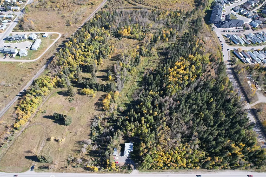 4911 62 Street Rocky Mountain House AB T4T 1G1