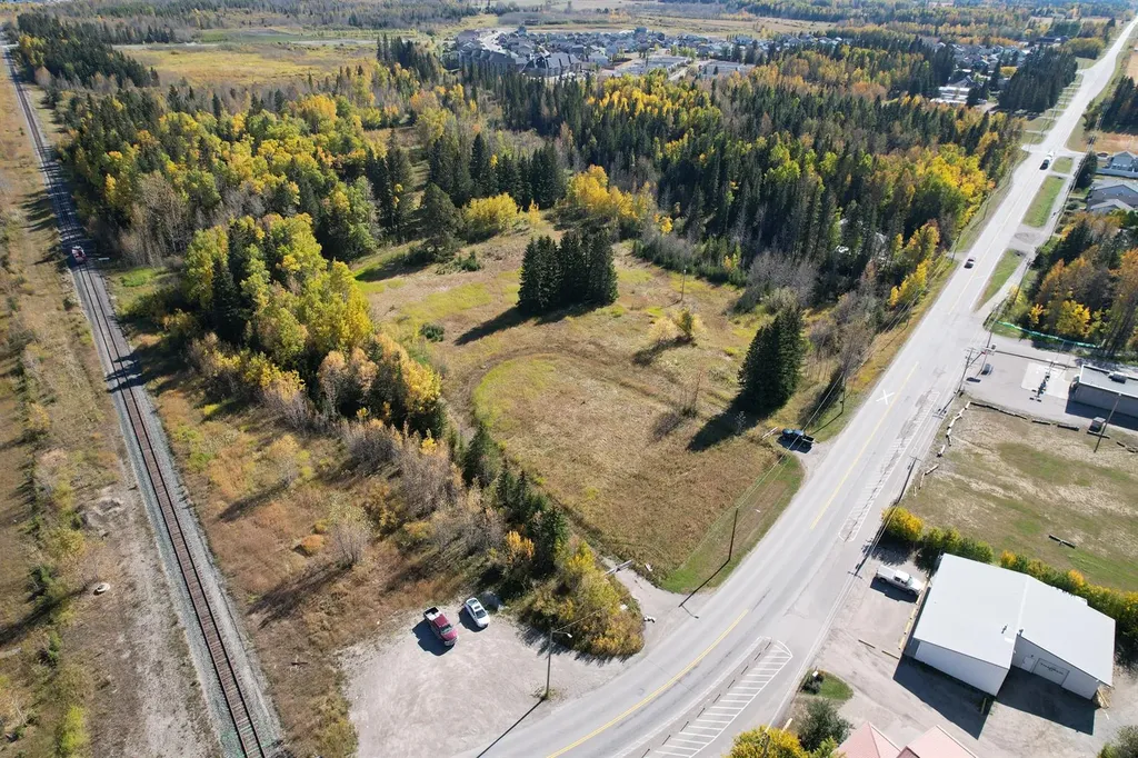 4911 62 Street Rocky Mountain House AB T4T 1G1