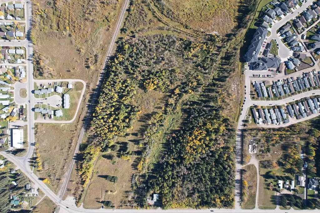 4911 62 Street Rocky Mountain House AB T4T 1G1