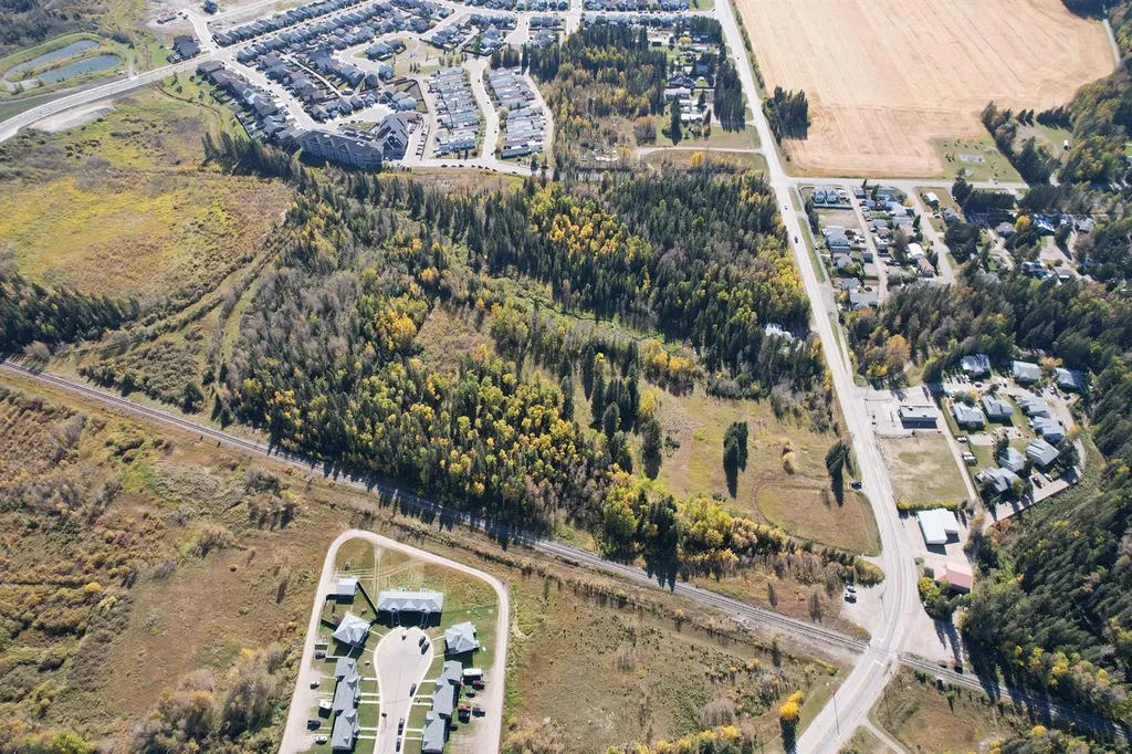 4911 62 Street Rocky Mountain House AB T4T 1G1