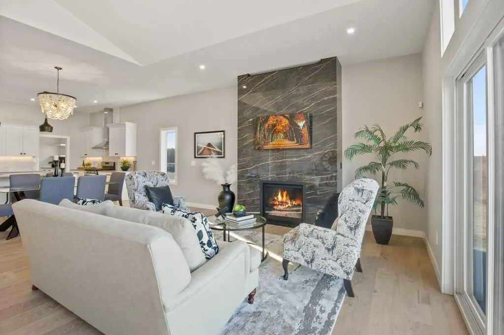 10 Twin Rose Court Jarvis Bay AB T4S 1R8