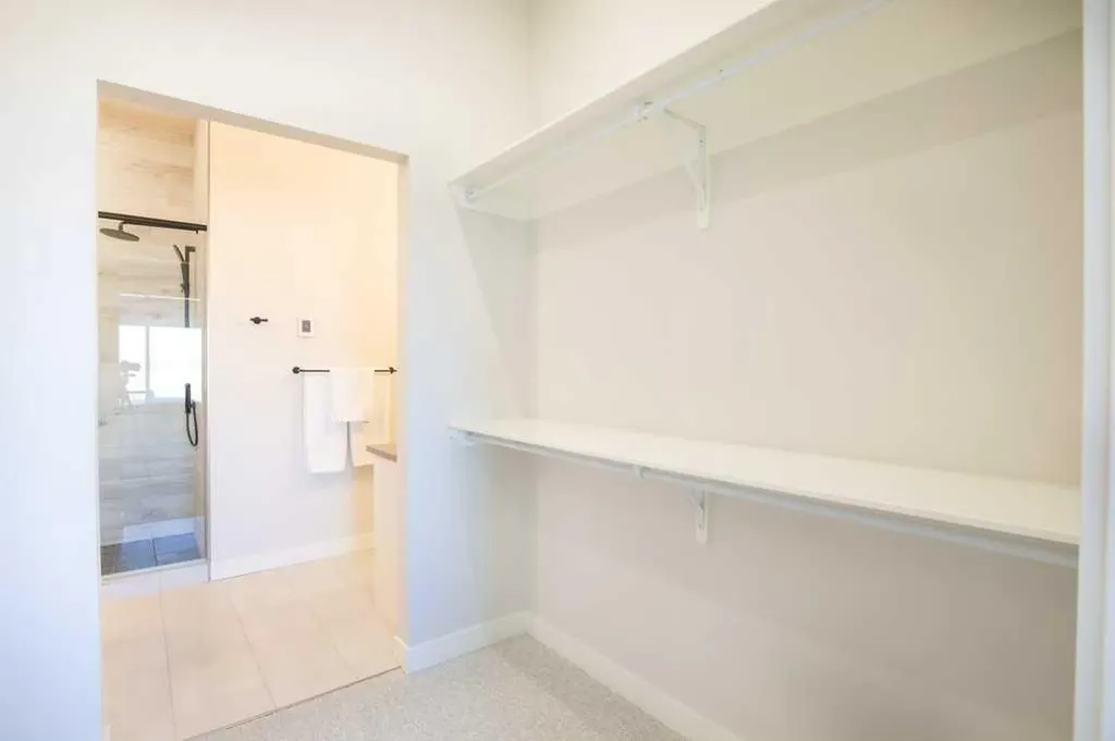 10 Twin Rose Court Jarvis Bay AB T4S 1R8