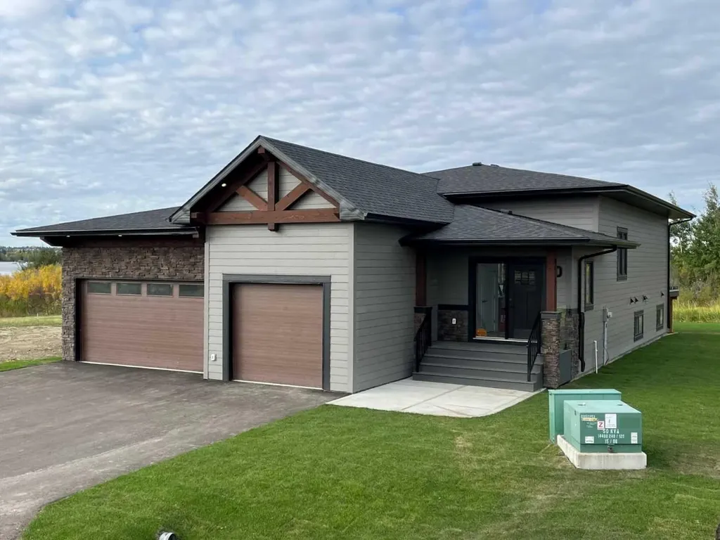 10 Twin Rose Court Jarvis Bay AB T4S 1R8