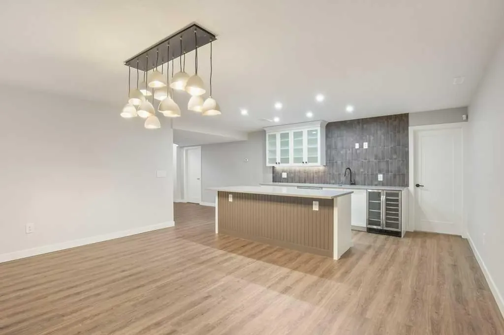 10 Twin Rose Court Jarvis Bay AB T4S 1R8