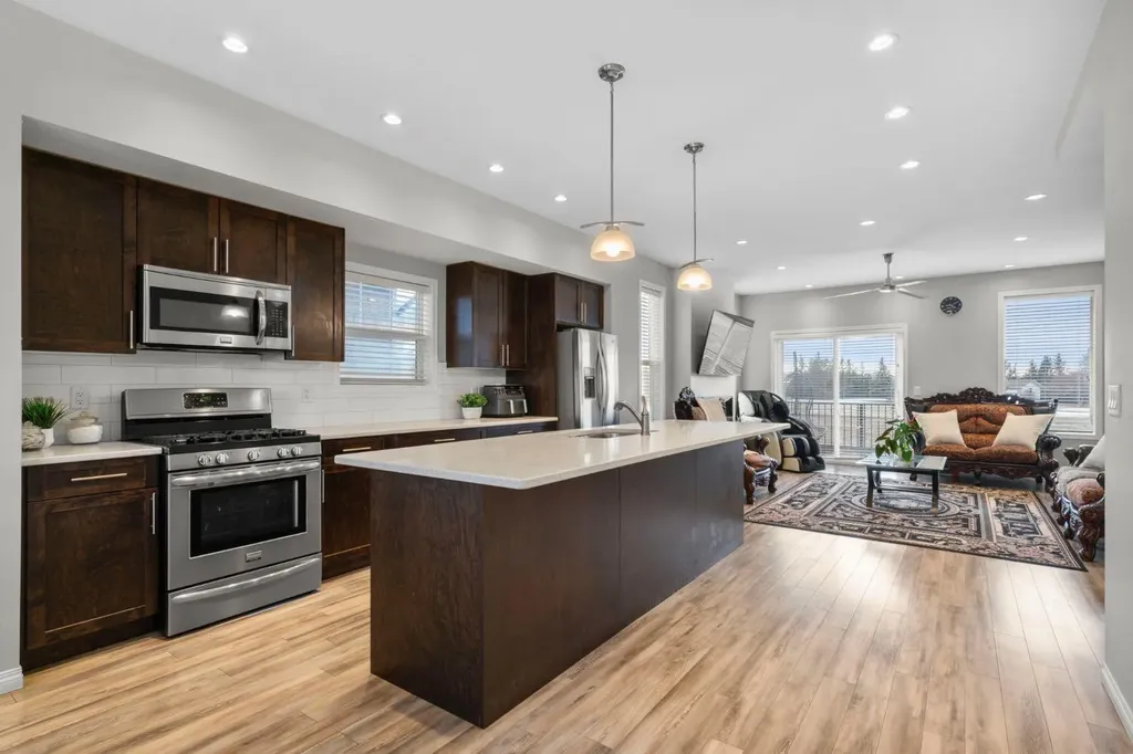 280 Williamstown Close NW Airdrie AB T4B 4B6
