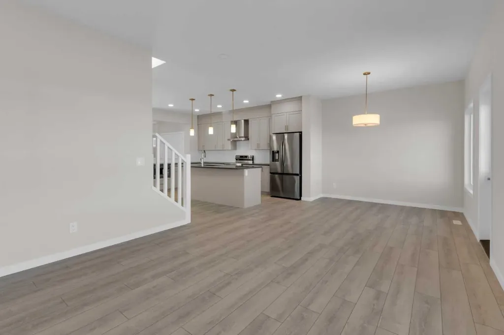 52 Lewisburg Close NE Calgary AB T3P 2N4