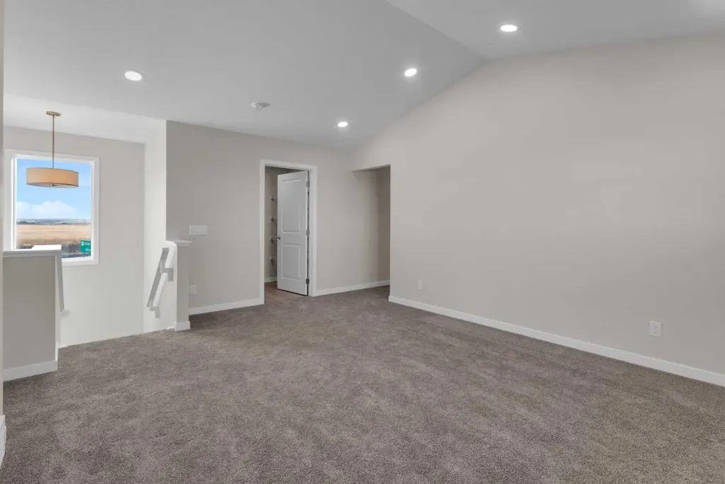 52 Lewisburg Close NE Calgary AB T3P 2N4