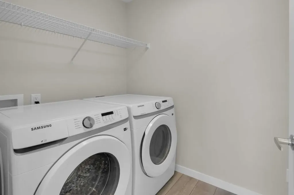 52 Lewisburg Close NE Calgary AB T3P 2N4