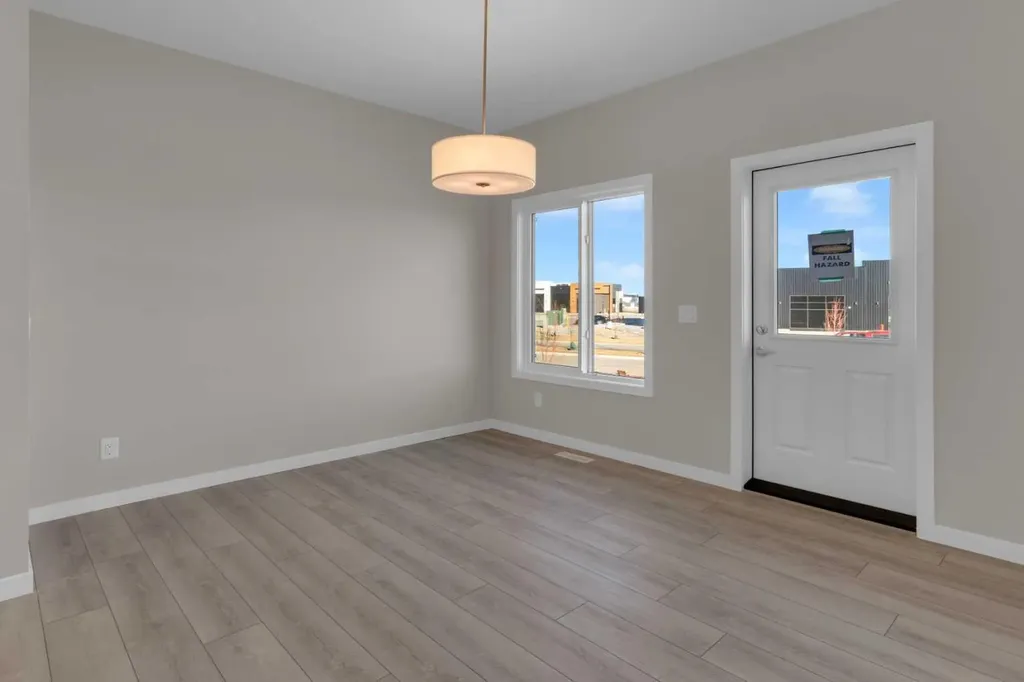 52 Lewisburg Close NE Calgary AB T3P 2N4