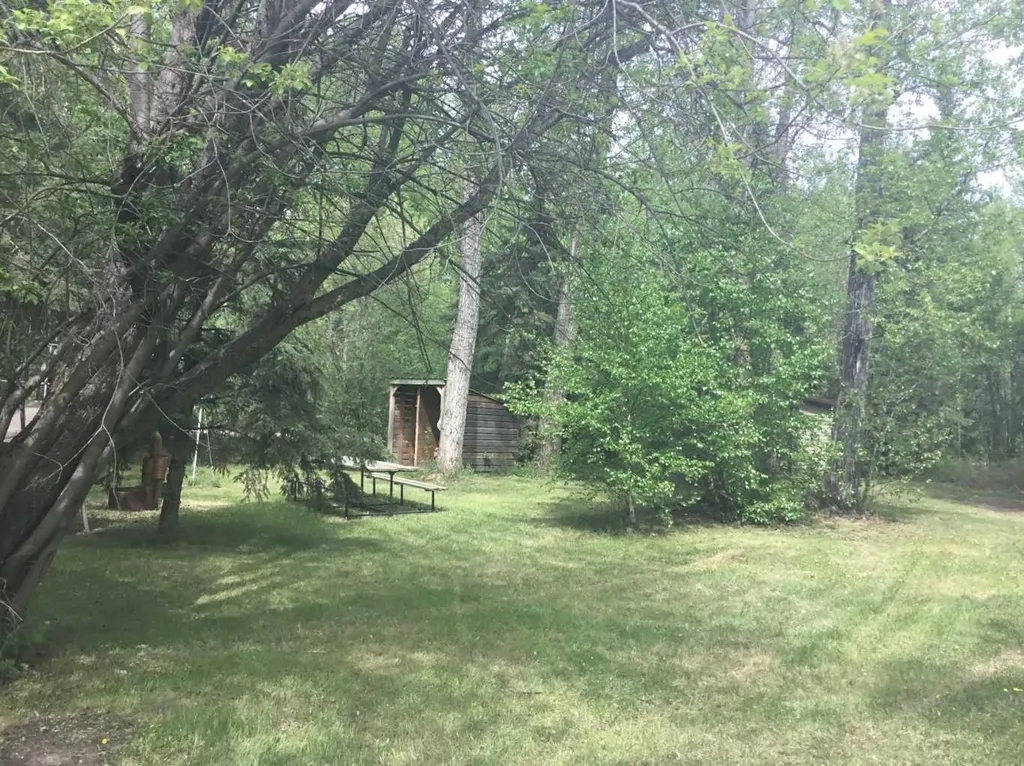 10405 Township Road 740 Rural Big Lakes County AB T0G 1K0
