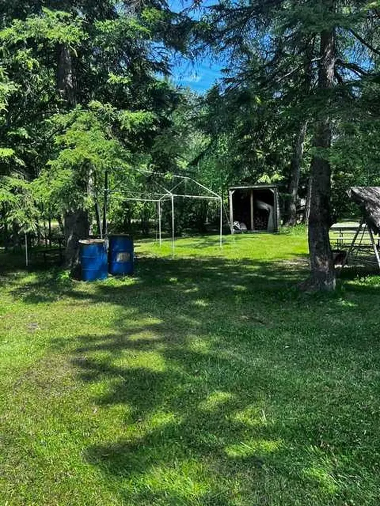 10405 Township Road 740 Rural Big Lakes County AB T0G 1K0