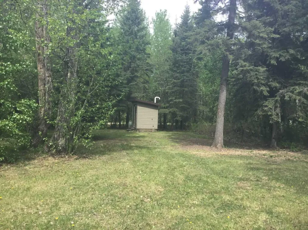 10405 Township Road 740 Rural Big Lakes County AB T0G 1K0