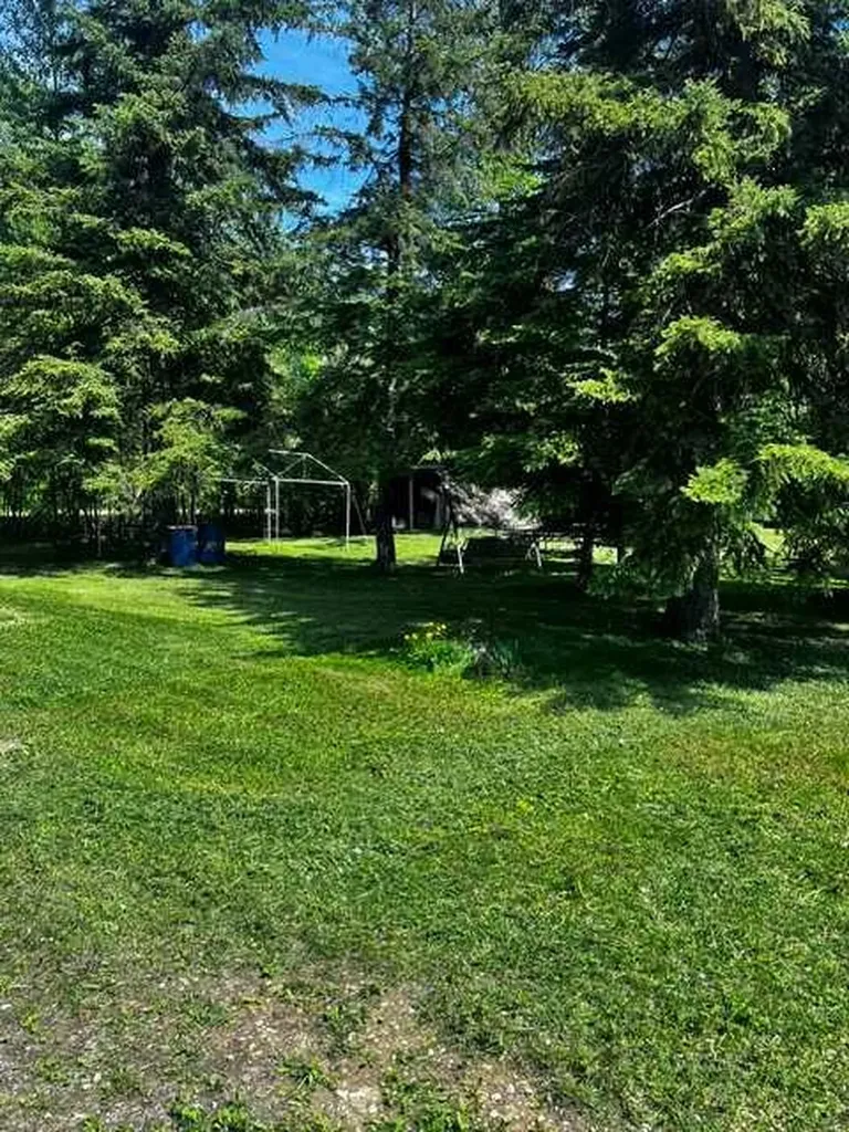 10405 Township Road 740 Rural Big Lakes County AB T0G 1K0
