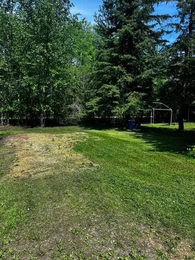 10405 Township Road 740 Rural Big Lakes County AB T0G 1K0