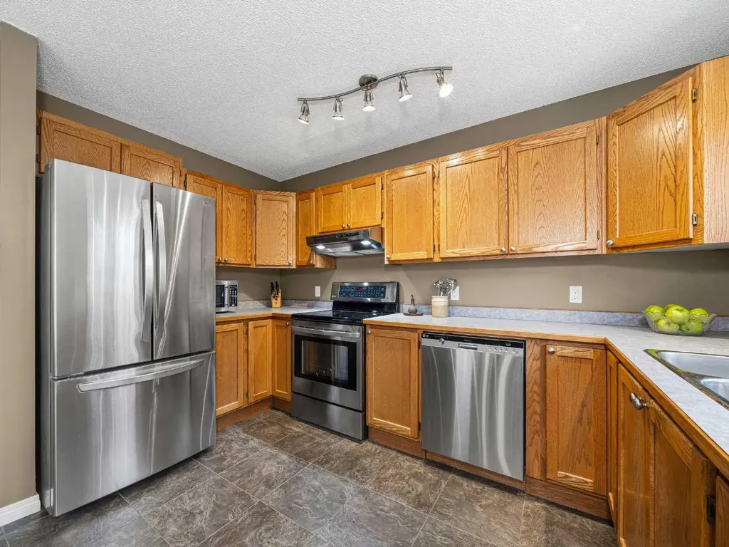 301 Arbour Cliff Close NW Calgary AB T3G3W8