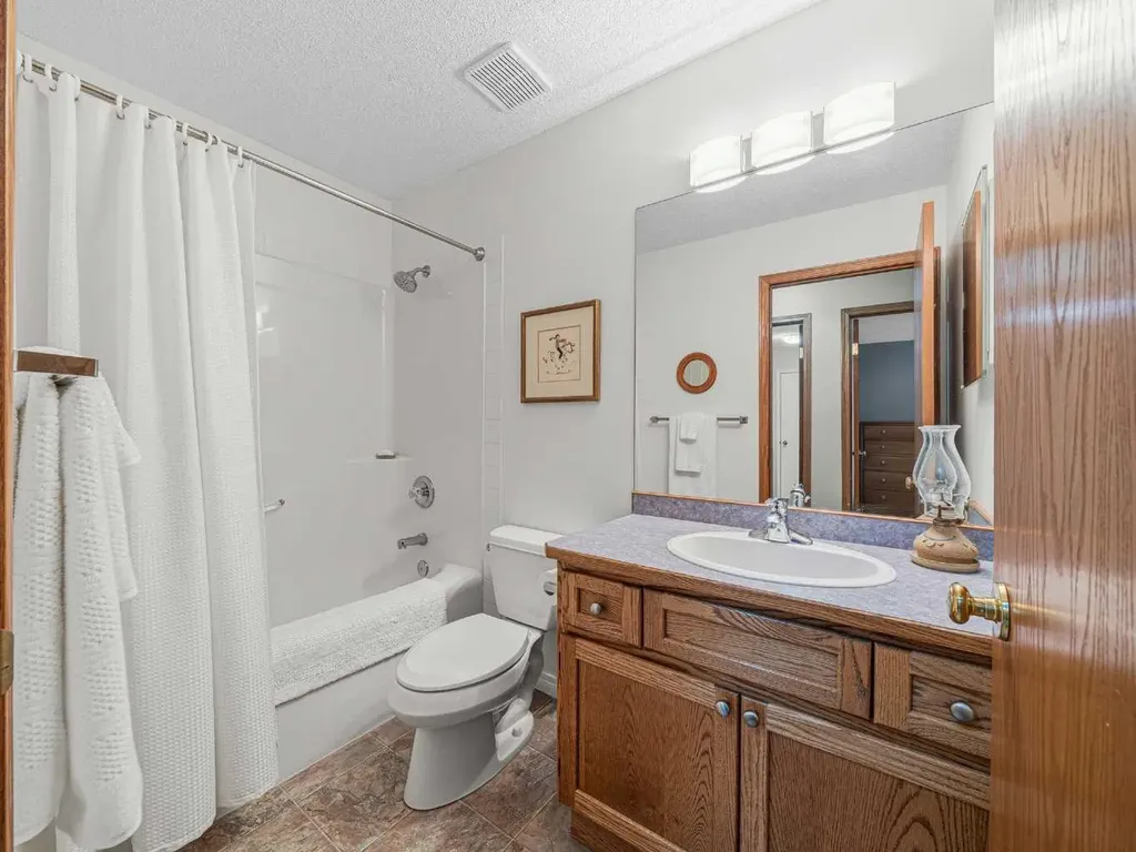 301 Arbour Cliff Close NW Calgary AB T3G3W8