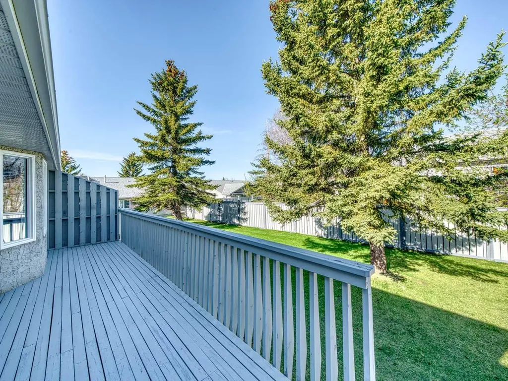 301 Arbour Cliff Close NW Calgary AB T3G3W8